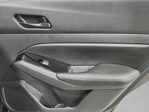 Used 2023 Nissan Altima 2.5 SV w/ SV Premium Package FWD image 33