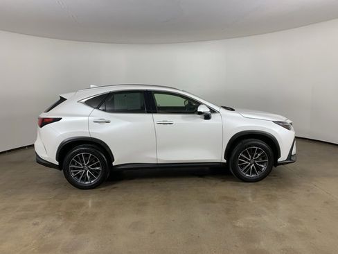Used 2023 Lexus NX 250 FWD w/ Premium Package image 7