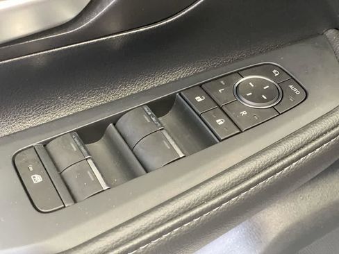 Used 2025 Toyota Grand Highlander Limited image 16