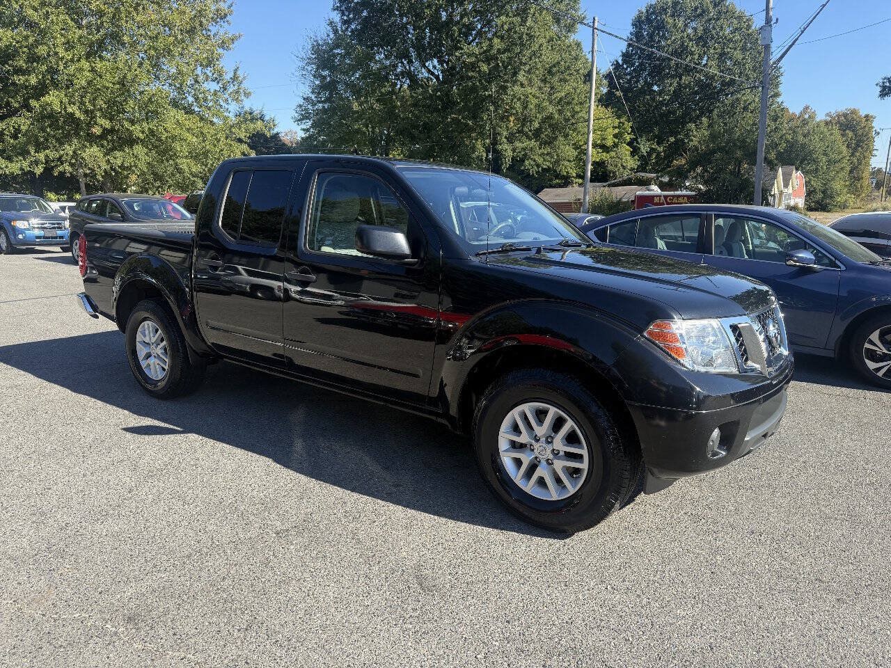 Used 2019 Nissan Frontier SV RWD image 4