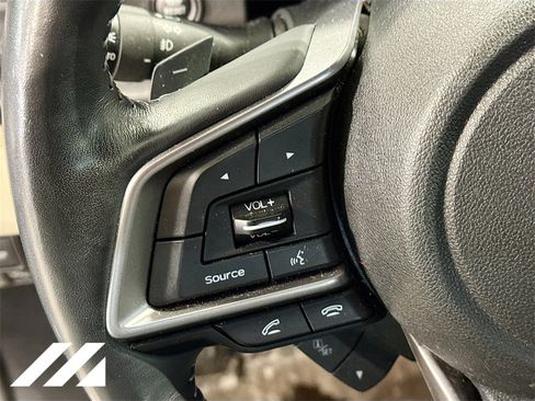 Used 2022 Subaru Ascent Touring image 12
