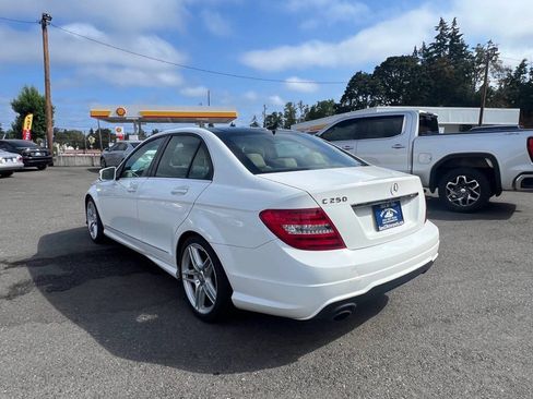 Used 2014 Mercedes-Benz C 250 Sedan image 41