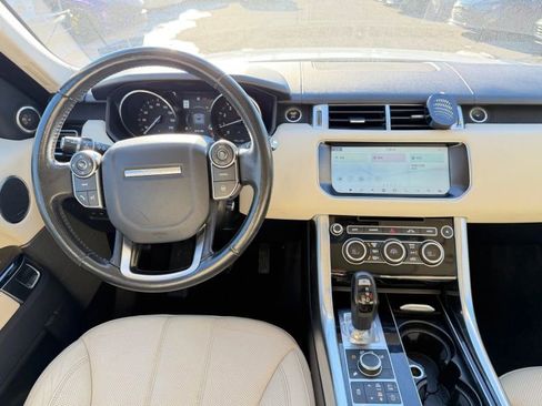 Used 2017 Land Rover Range Rover Sport HSE image 19