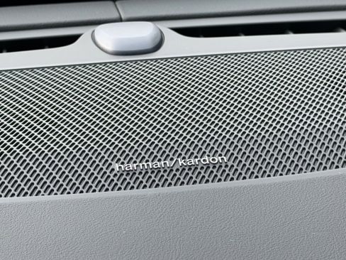 New 2026 Volvo XC90 T8 Ultra image 15