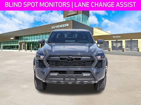 Used 2024 Toyota Tacoma TRD Off-Road w/ TRD Off Road Upgrade Package AWD/4WD image 2