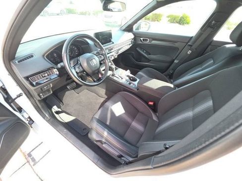 Used 2023 Honda Civic Sport image 12