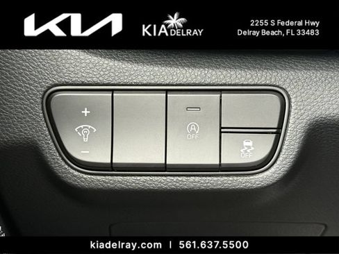 New 2026 Kia Seltos S FWD image 24