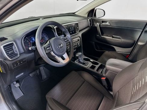 Used 2020 Kia Sportage LX w/ LX Popular Package AWD/4WD image 12