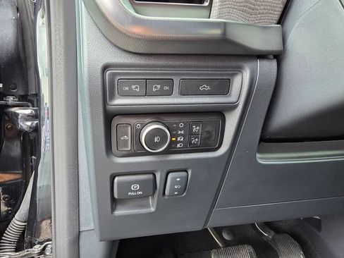 Used 2023 Ford F150 Platinum w/ Equipment Group 701A High AWD/4WD image 18