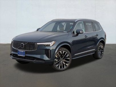 New 2026 Volvo XC90 B5 Plus w/ Protection Package