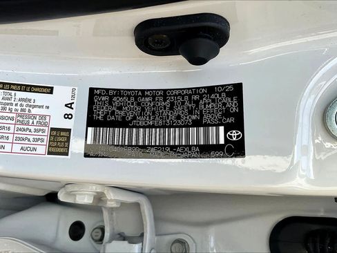 Used 2026 Toyota Corolla LE FWD image 33