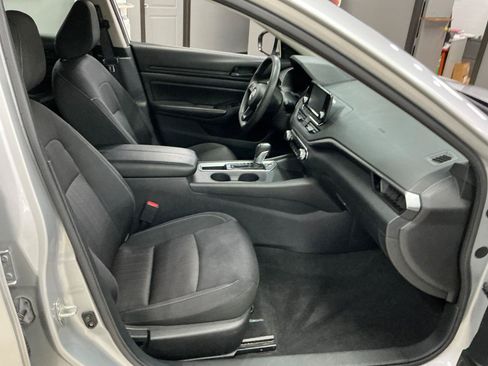 Used 2023 Nissan Altima 2.5 S FWD image 25