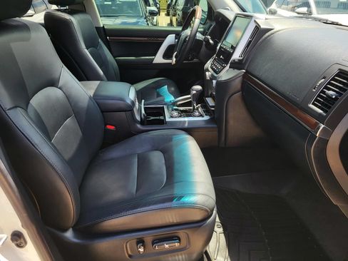 Used 2021 Toyota Land Cruiser AWD/4WD image 8