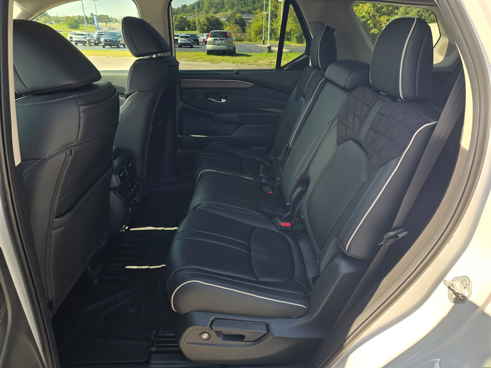 New 2026 Honda Pilot Elite image 12