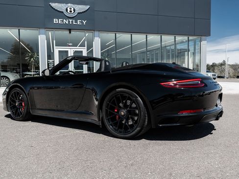 Used 2017 Porsche 911 Carrera GTS RWD image 9