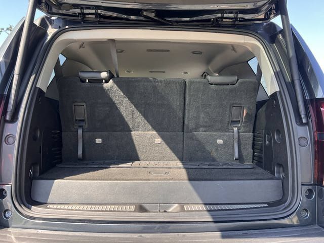 Used 2019 Chevrolet Tahoe LT w/ Off-Road Package AWD/4WD image 23
