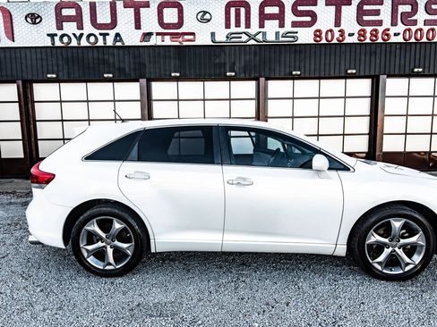 Used 2010 Toyota Venza image 22