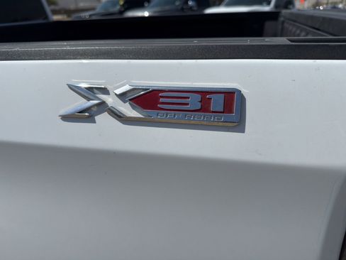 Used 2023 GMC Sierra 1500 SLT w/ SLT Premium Plus Package image 10