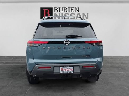 New 2026 Nissan Pathfinder Platinum AWD/4WD image 4