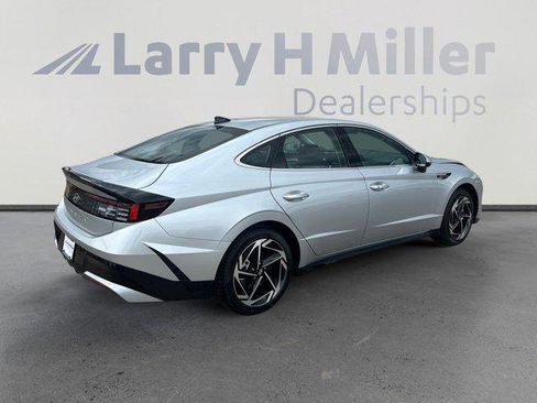 New 2026 Hyundai Sonata SEL FWD image 5