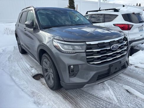 New 2026 Ford Explorer Active w/ Active Comfort Package image 1