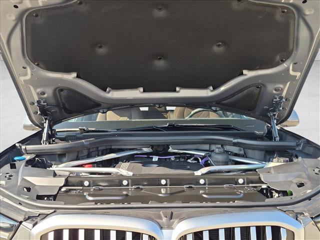 Used 2026 BMW X5 xDrive40i w/ Premium Package AWD/4WD image 17