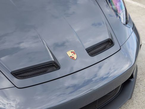 Certified 2025 Porsche 911 GT3 RWD image 17