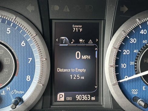 Used 2018 Toyota Sienna LE AWD/4WD image 19