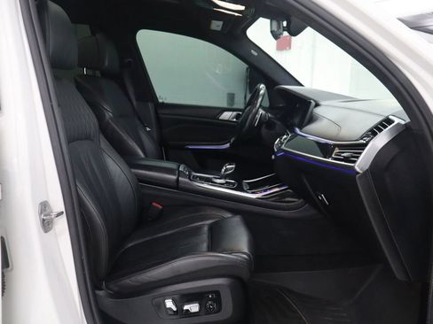 Used 2019 BMW X7 xDrive50i w/ M Sport Package AWD/4WD image 27