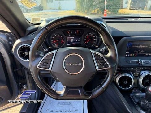 Used 2021 Chevrolet Camaro LT image 28