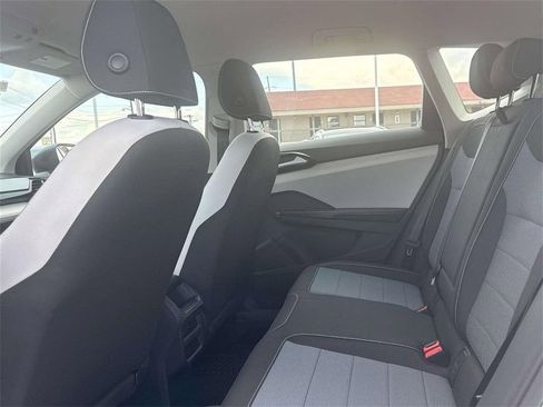 New 2026 Volkswagen Atlas SE FWD image 23