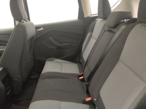 Used 2018 Ford C-MAX SE w/ Equipment Group 201A FWD image 18