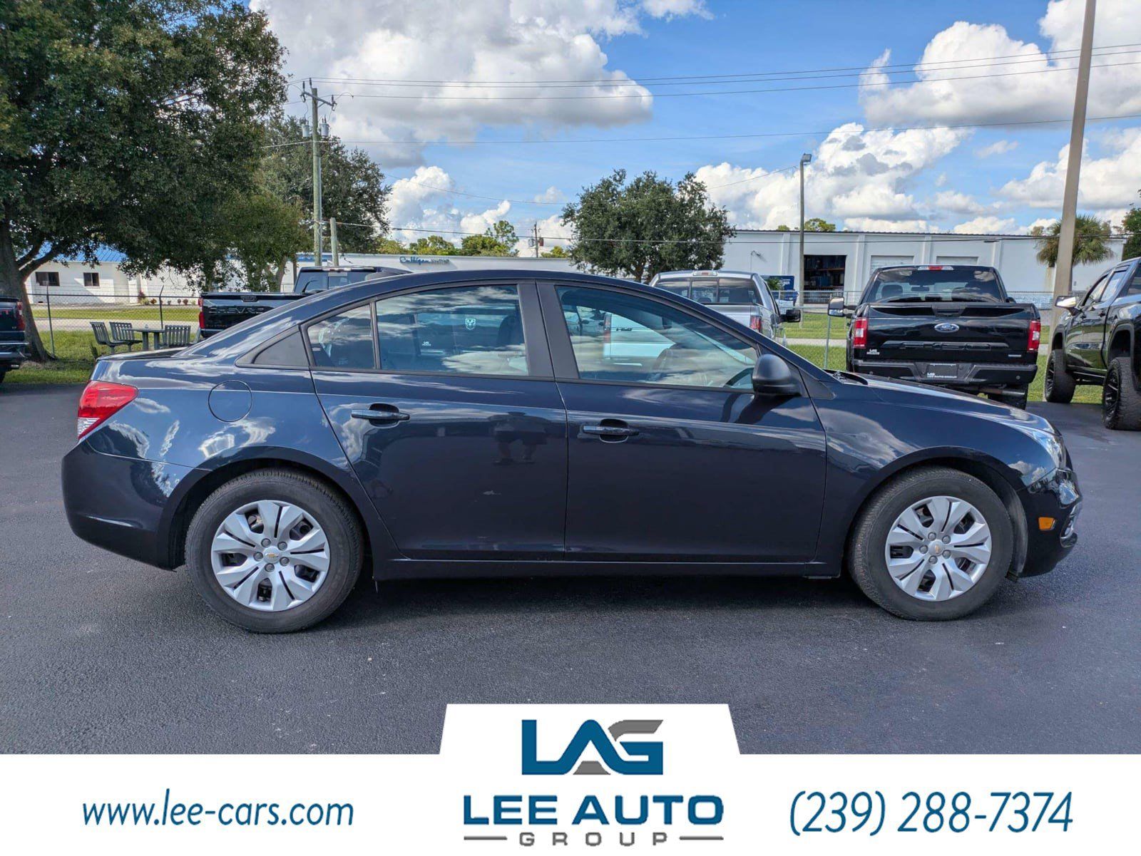 Used 2015 Chevrolet Cruze LS FWD image 2