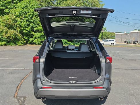 Used 2019 Toyota RAV4 Limited w/ Carpet Mat Package AWD/4WD image 12