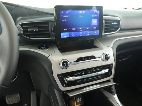 Certified 2024 Ford Explorer XLT w/ Equipment Group 202A image 13