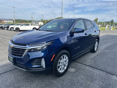 Used 2022 Chevrolet Equinox LT AWD/4WD image 3