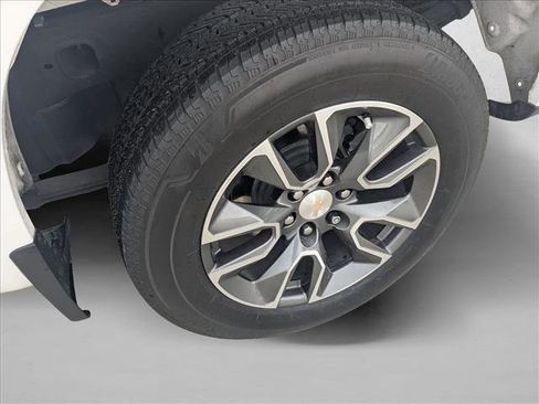 Used 2022 Chevrolet Silverado 1500 LT image 19