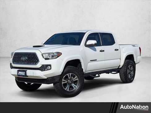 Used 2019 Toyota Tacoma TRD Sport w/ Technology Package image 1