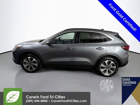 Used 2025 Ford Escape Platinum image 6