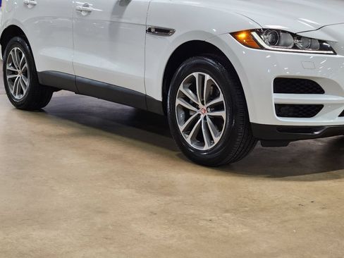 Used 2020 Jaguar F-PACE Premium AWD/4WD image 16