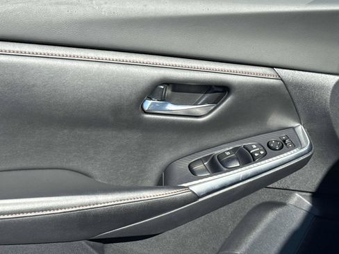 Used 2022 Nissan Sentra SR w/ Electronics Package image 18