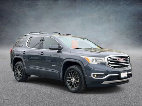 Used 2019 GMC Acadia SLT image 1