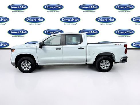 Used 2023 Chevrolet Silverado 1500 W/T w/ Trailering Package AWD/4WD image 4