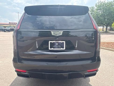 Used 2024 Cadillac Escalade Sport Platinum w/ LPO, ONYX Package AWD/4WD image 4