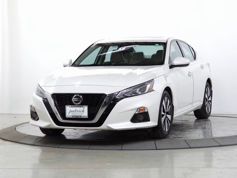 Used 2020 Nissan Altima 2.5 SL image 3