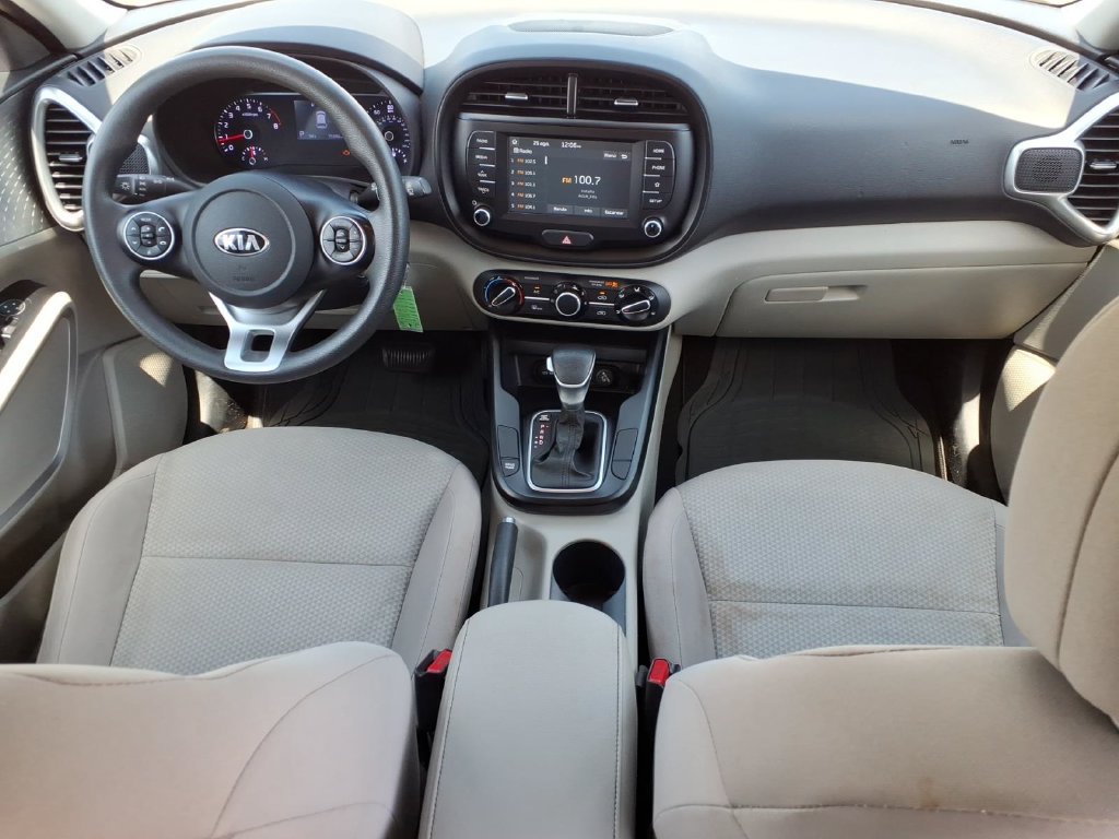 Used 2021 Kia Soul LX FWD image 17