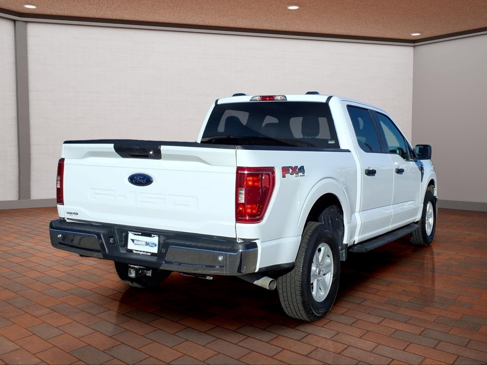 Used 2023 Ford F150 XLT w/ Trailer Tow Package AWD/4WD image 8