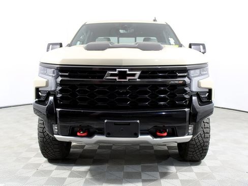 Used 2023 Chevrolet Silverado 1500 ZR2 w/ Technology Package AWD/4WD image 39
