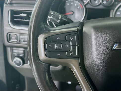 Used 2021 Chevrolet Suburban RST w/ Luxury Package image 26