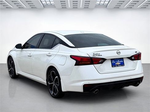 Used 2024 Nissan Altima 2.5 SR image 7